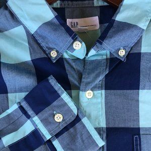 NEW Gap long-sleeved shirt. XL. Plaid print in Blue. Front Pocket